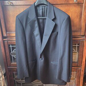 Stunning Black Holt Renfrew Jack Victor Tuxedo Jacket and Pant 40R